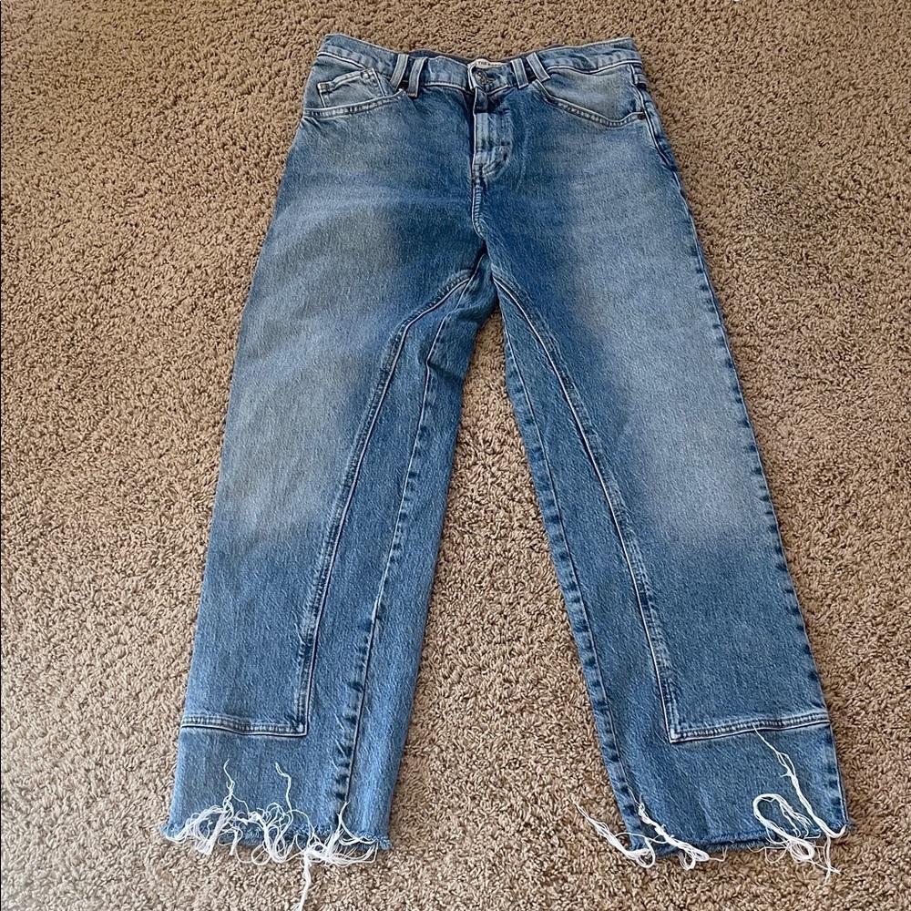 We the Free, barrel leg, Distressed Blue Jeans, size 30